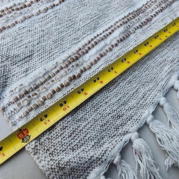 Celerie Kemble White & Gray Decorative Tapestry Mateo Throw India 50" x 60" - Picture 10 of 15